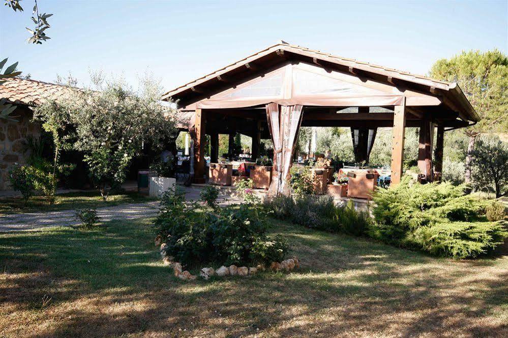 Hostal Santa Maria Degli Ancillotti Petrignano Exterior foto