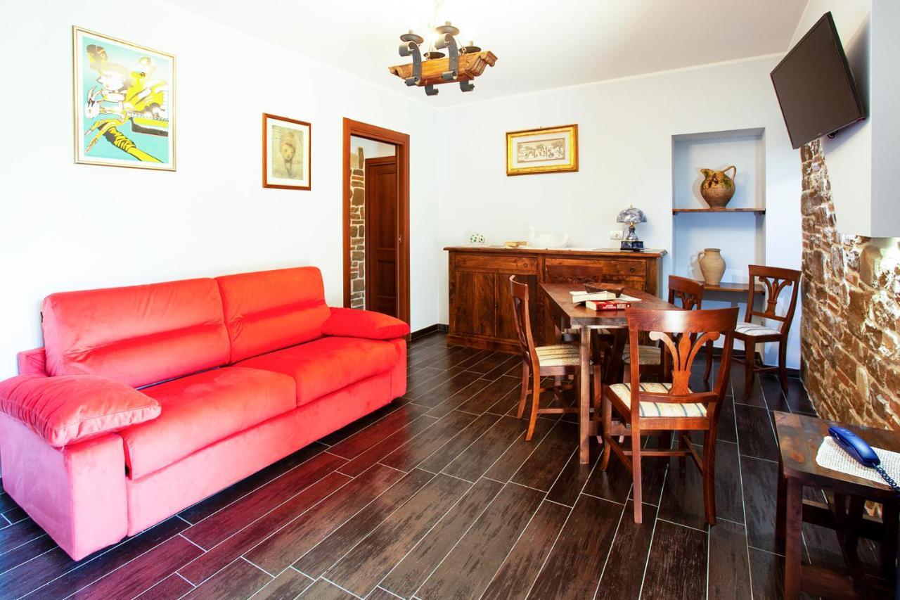 Hostal Santa Maria Degli Ancillotti Petrignano Exterior foto