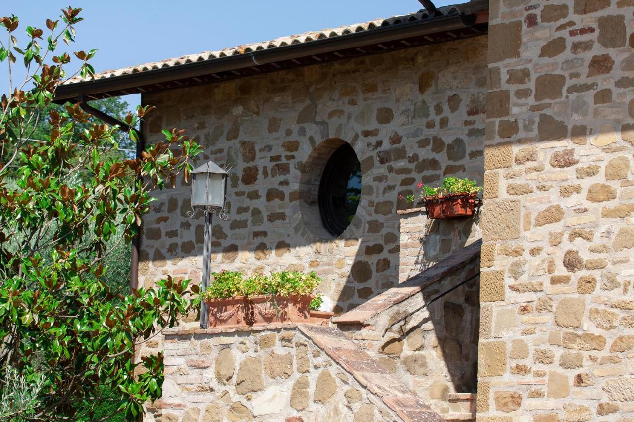 Hostal Santa Maria Degli Ancillotti Petrignano Exterior foto